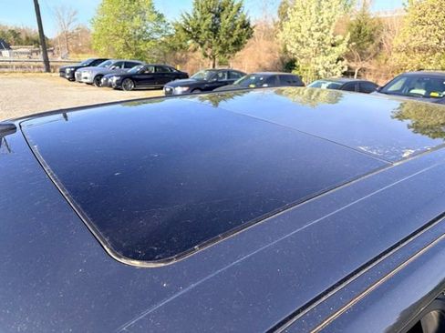 Used 2020 Ford F150 Platinum w/ Equipment Group 701A Luxury image 6