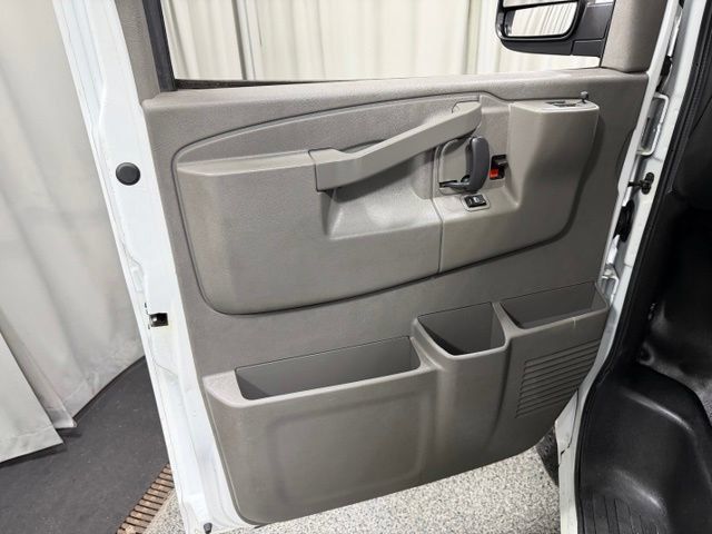 Used 2020 Chevrolet Express 2500 w/ Driver Convenience Package RWD image 16