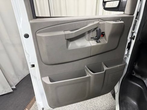 Used 2020 Chevrolet Express 2500 w/ Driver Convenience Package RWD image 16