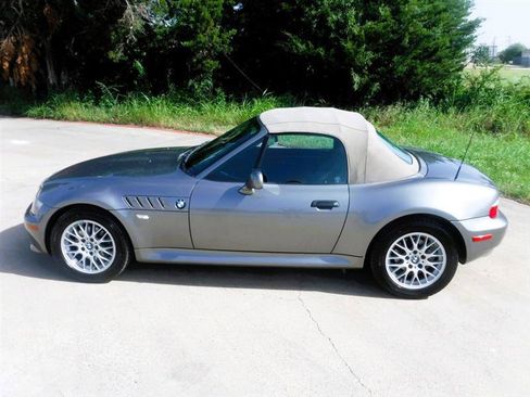 Used 2001 BMW Z3 2.5i RWD image 10