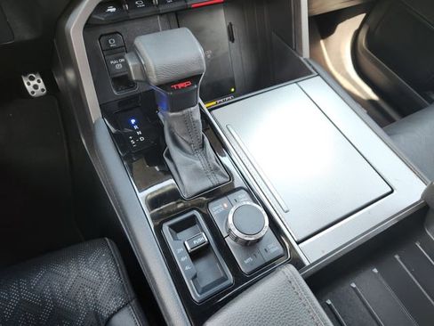 Certified 2025 Toyota Sequoia Limited image 18