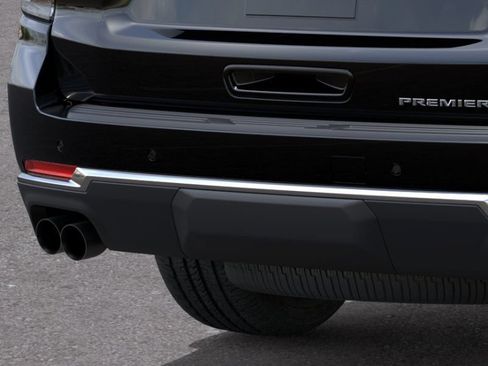New 2026 Chevrolet Suburban Premier RWD image 14