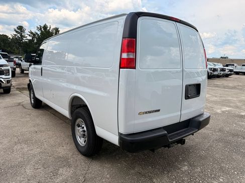 New 2026 Chevrolet Express 2500 w/ Driver Convenience Package RWD image 3