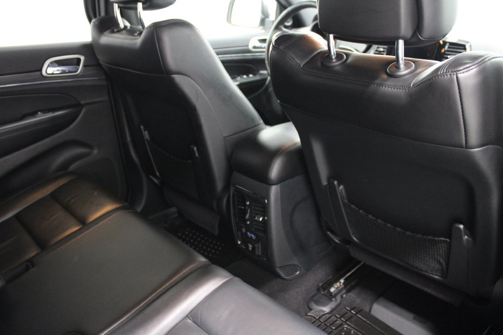 Used 2019 Jeep Grand Cherokee Limited AWD/4WD image 21