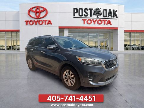 Used 2019 Kia Sorento FWD V6 w/ LX V6 Convenience Package image 9