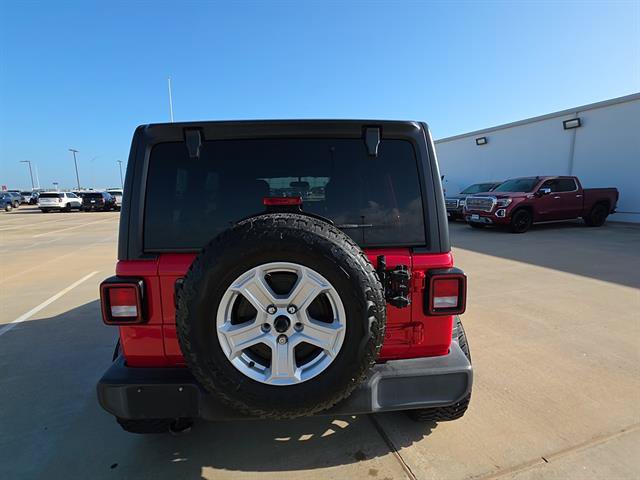 Used 2018 Jeep Wrangler Unlimited Sport S AWD/4WD image 7