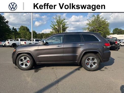 Used 2014 Jeep Grand Cherokee Overland w/ Advanced Technology Group AWD/4WD image 2