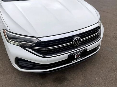 Used 2024 Volkswagen Jetta S FWD image 5