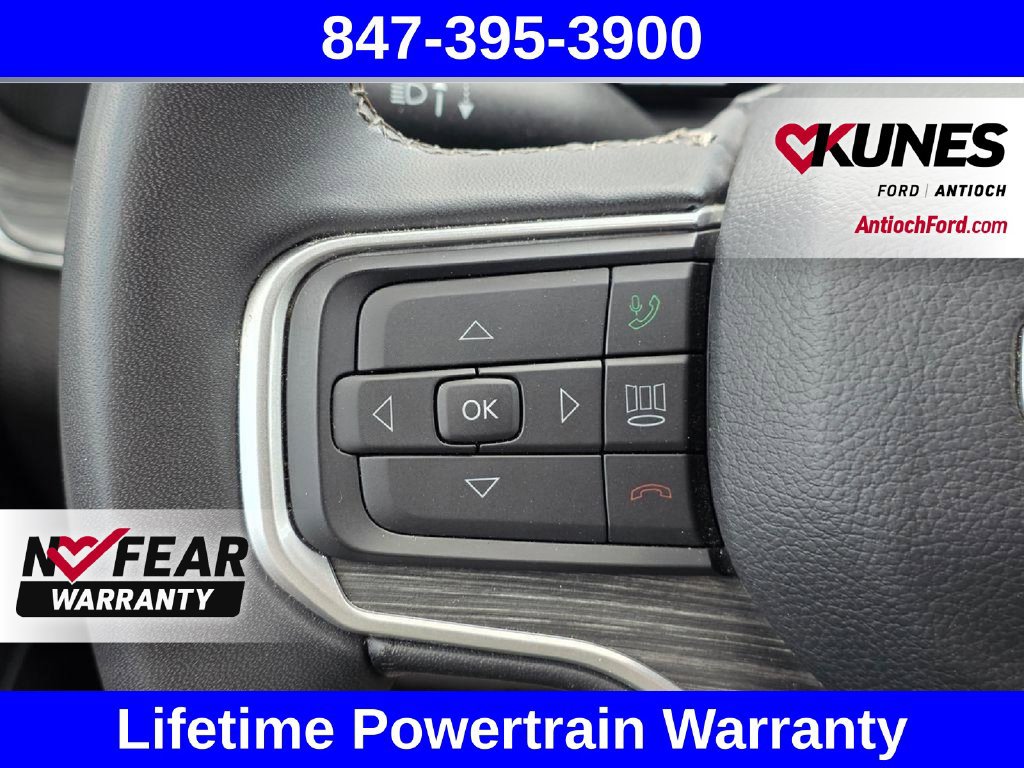 Used 2024 Jeep Wagoneer L Series II AWD/4WD image 41