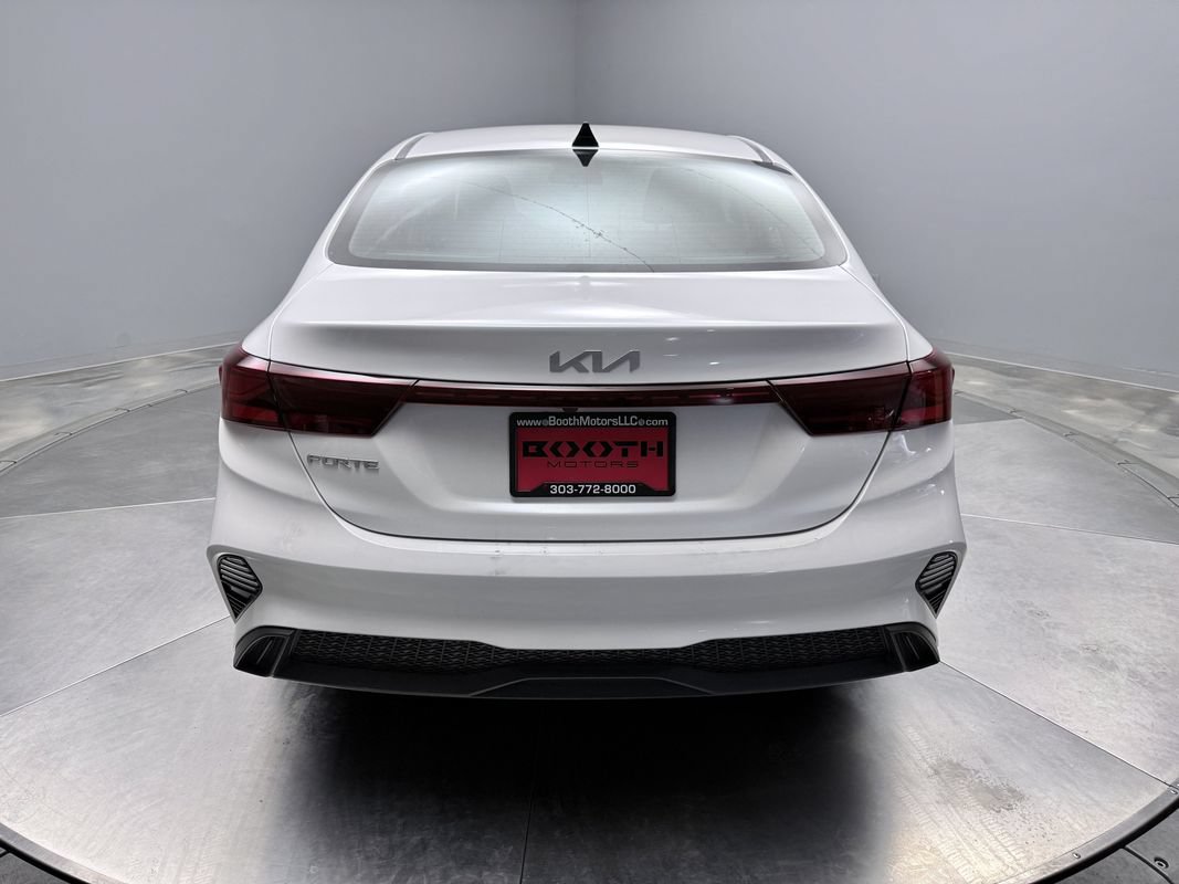 Used 2023 Kia Forte LXS w/ LXS Technology Package FWD image 6