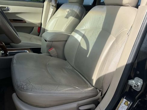 Used 2005 Buick LaCrosse CXL w/ Gold Convenience Package FWD image 29