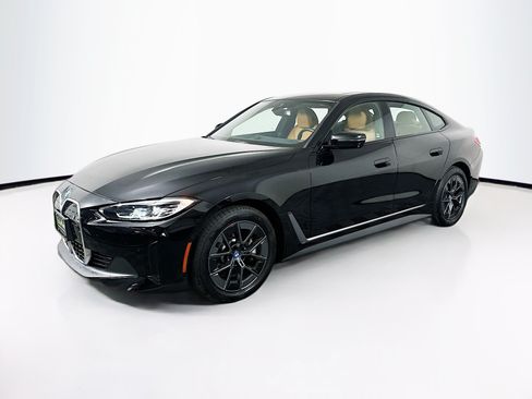 Used 2023 BMW i4 eDrive35 RWD image 3