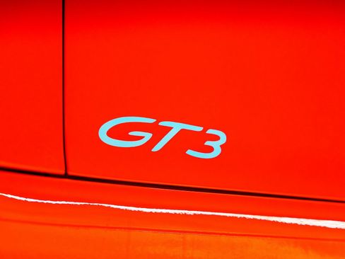 Used 2018 Porsche 911 GT3 RWD image 28