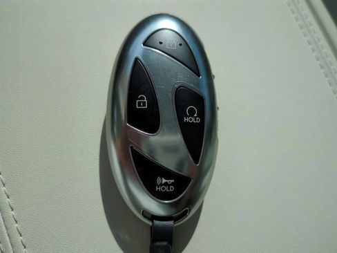 Certified 2025 Hyundai Santa Fe Calligraphy FWD image 34
