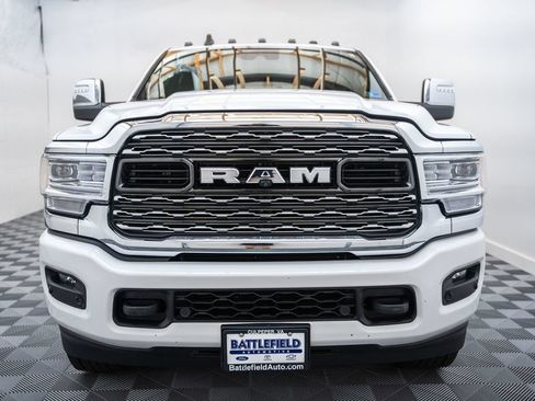 Used 2023 RAM 3500 Limited AWD/4WD image 2