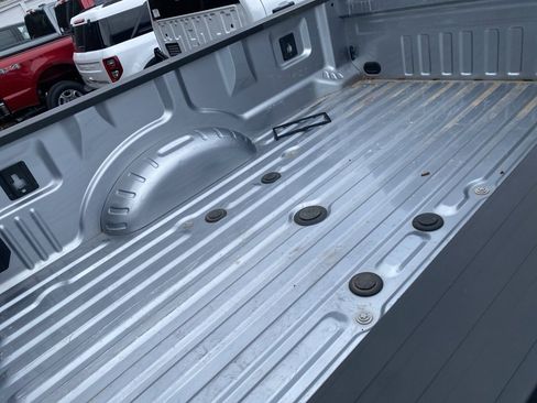 Used 2023 Ford F350 Lariat w/ Chrome Package image 5