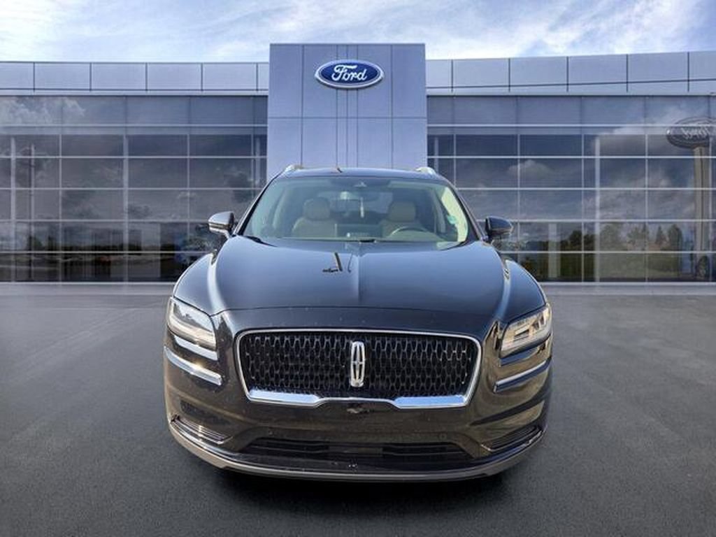 Used 2023 Lincoln Nautilus Reserve w/ Equipment Group 201A AWD/4WD image 3
