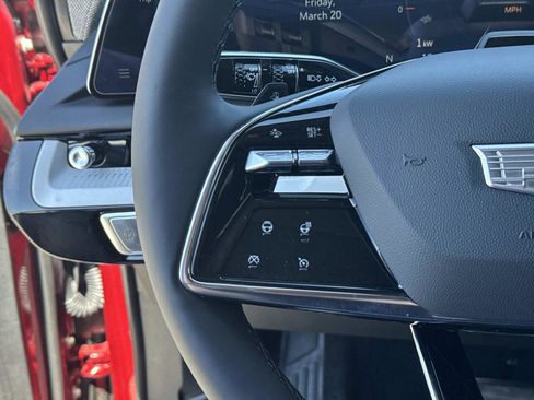 Certified 2026 Cadillac Optiq Luxury 1 image 31