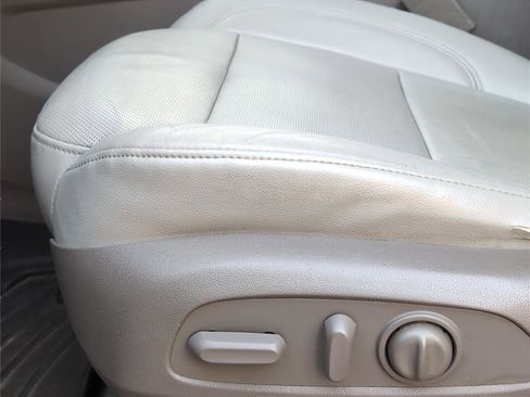 Used 2018 Chevrolet Traverse Premier w/ Driver Confidence II Package image 14