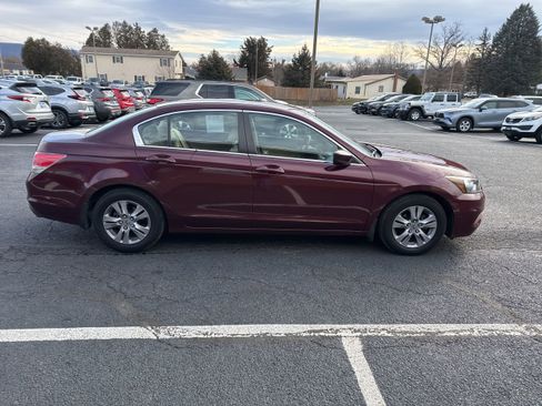 Used 2012 Honda Accord LX image 7