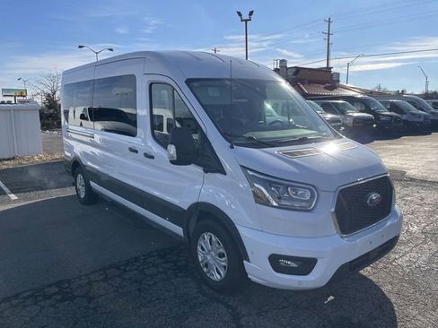 Used 2023 Ford Transit 350 XLT RWD image 7