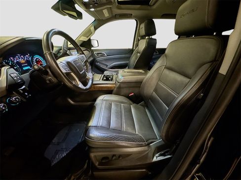 Used 2018 GMC Yukon Denali w/ Denali Ultimate Package image 24