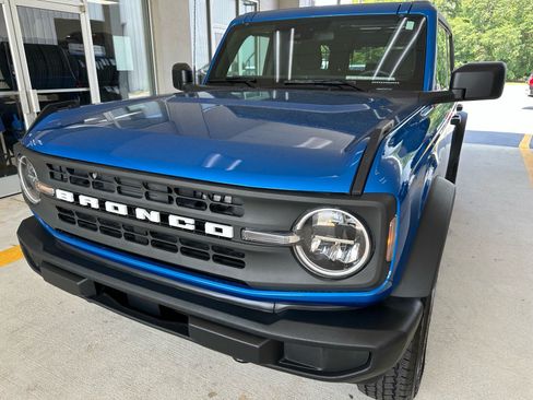 Certified 2025 Ford Bronco Big Bend AWD/4WD image 2