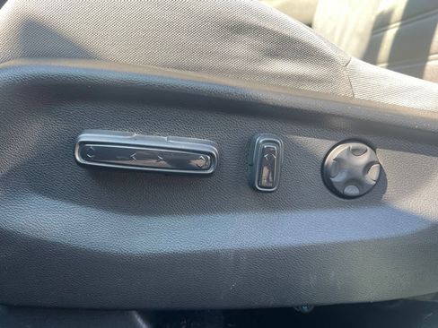 Used 2017 Honda CR-V EX image 13