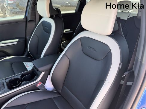 New 2026 Kia K4 GT-Line FWD image 9