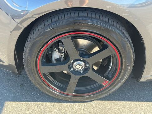 Used 2016 Ford Fusion SE FWD image 16