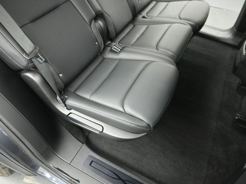 Used 2018 Tesla Model X 75D image 25