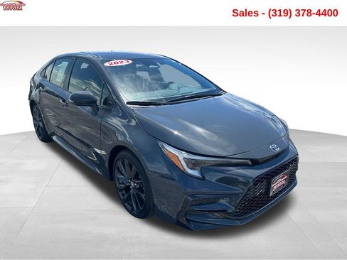 Used 2023 Toyota Corolla SE FWD image 8