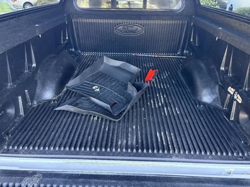 Used 2004 Ford F150 XLT RWD image 9