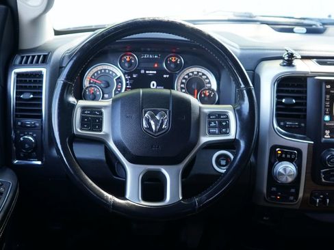 Used 2017 RAM 1500 Laramie w/ Convenience Group AWD/4WD image 16