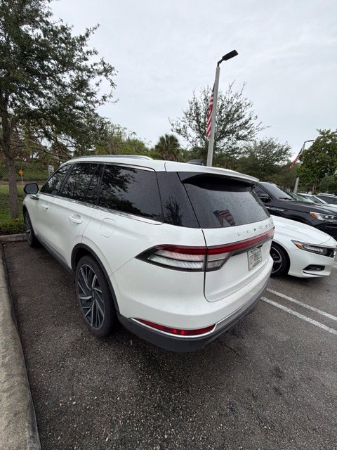 Used 2025 Lincoln Aviator Reserve w/ Equipment Group 201A AWD/4WD image 2