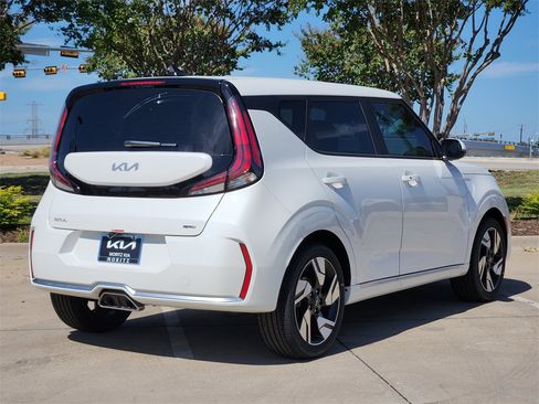 New 2025 Kia Soul GT-Line image 4