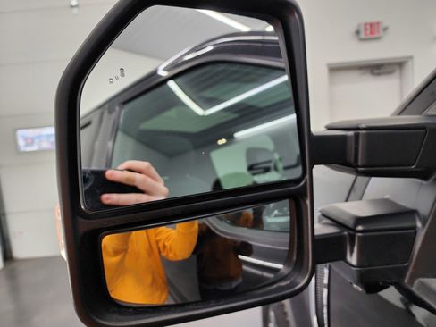 Used 2021 Ford F350 Lariat w/ Lariat Ultimate Package image 44