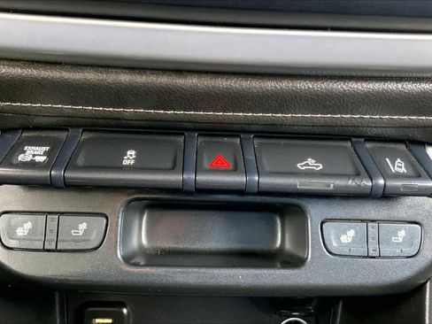 Used 2018 GMC Canyon SLT w/ Driver Alert Package image 35