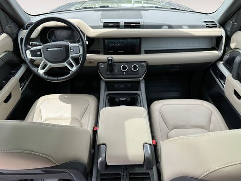 Used 2023 Land Rover Defender 110 SE AWD/4WD image 11