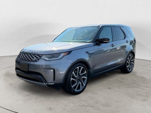 Certified 2025 Land Rover Discovery S AWD/4WD image 1