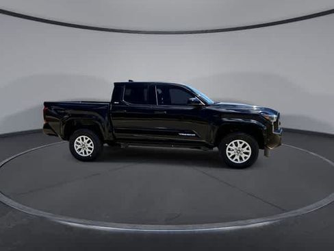 Used 2026 Toyota Tacoma SR5 RWD image 9