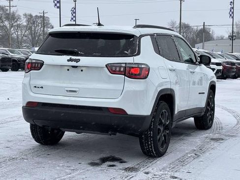 New 2026 Jeep Compass Latitude image 30