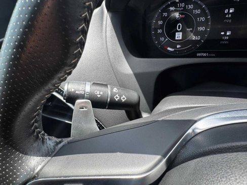 Used 2019 Jaguar F-PACE SVR image 25