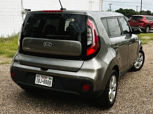 Used 2017 Kia Soul FWD image 5