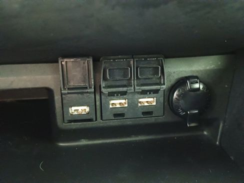 Used 2021 Toyota Highlander XLE image 20