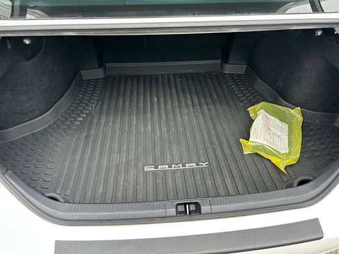 Certified 2023 Toyota Camry SE image 9