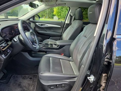 Used 2024 Buick Envision Avenir AWD/4WD image 11