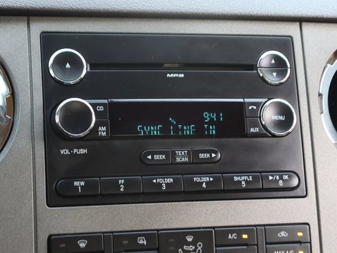 Used 2011 Ford F250 XLT w/ XLT Premium Pkg AWD/4WD image 25