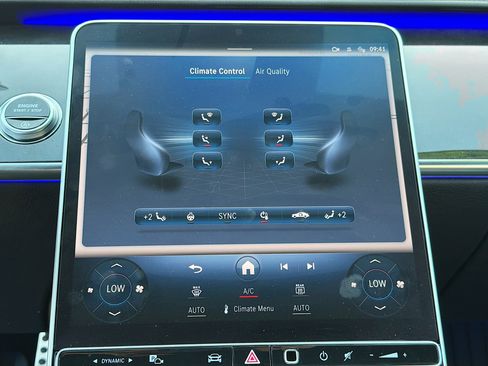 Used 2021 Mercedes-Benz S 580 4MATIC Sedan image 35