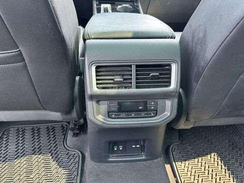 Used 2024 Volkswagen Atlas SEL Premium R-Line image 19